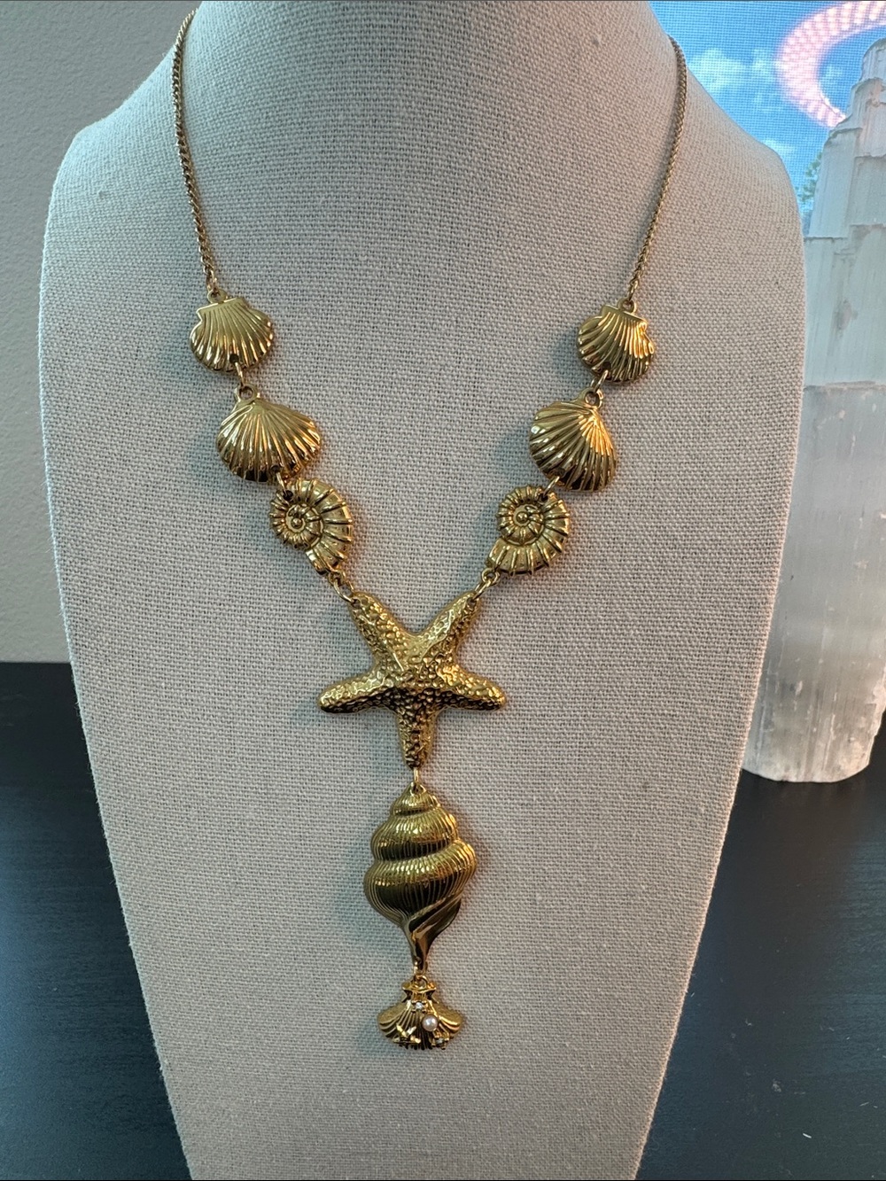 Gold-Sea Treasures Statement Necklace - Starfish & Shell Design 18k gold plated